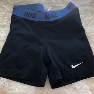 NIKE - Great condition!